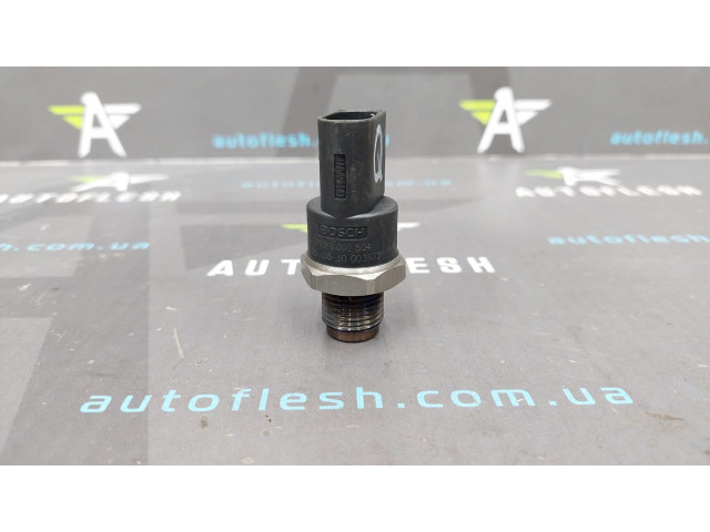 Датчик тиску палива 0281002504, A0041536728 Mercedes Smart Мерседес смарт бу